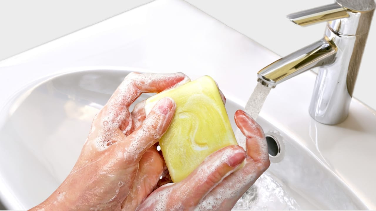 Animal-fat emollients for dry skin: what the evidence shows