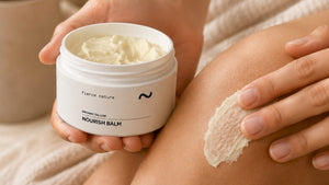 Anwendung einer Körperbalsam-Massagetechnik für zu Hause