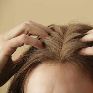 Morning Rush Savior: How Dry Shampoo Transforms Your Hair Game in Minutes!